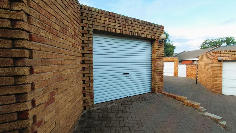 2 Bedroom Property for Sale in Navalsig Free State